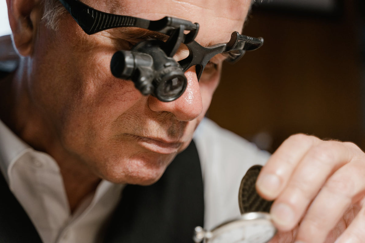 How to Use a Jeweler's Loupe