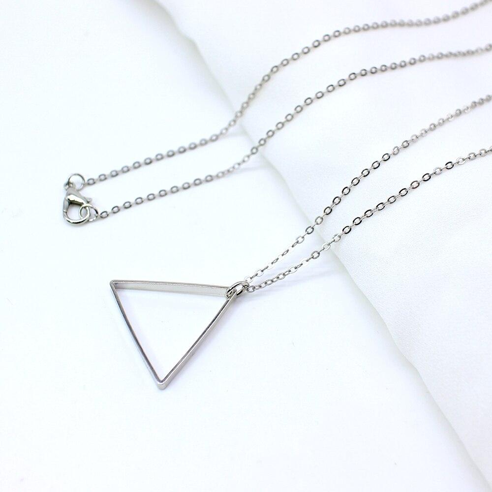 Triangle Minimal Pendant Necklace GR 