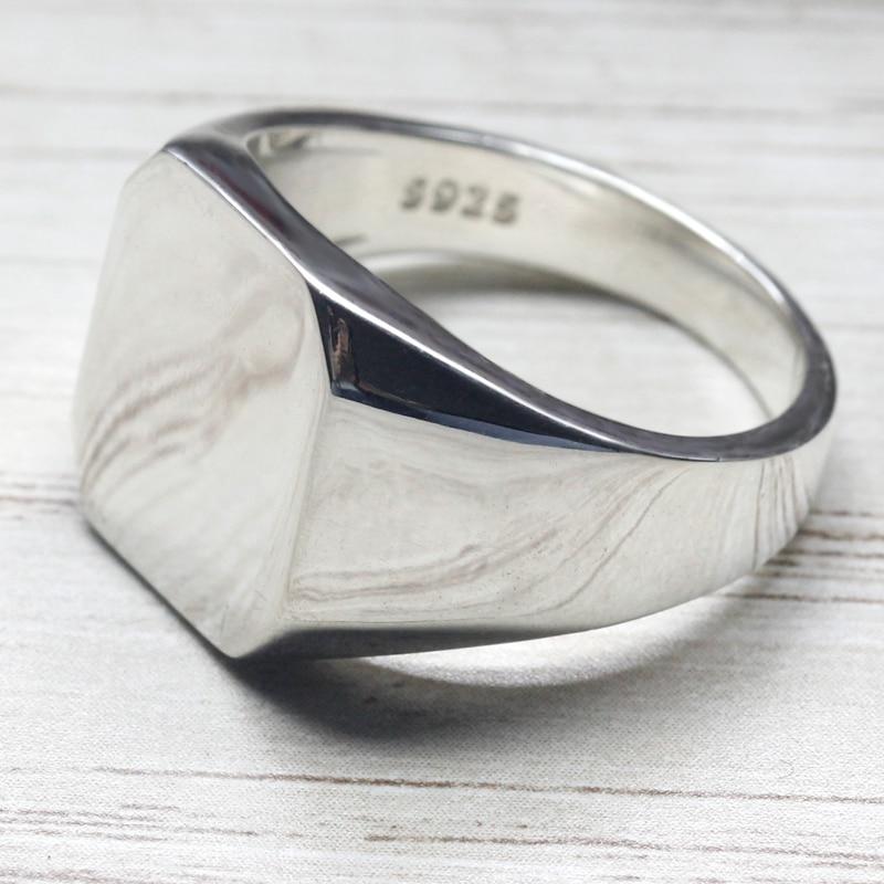 William 925 Sterling Silver Signet Ring GR 